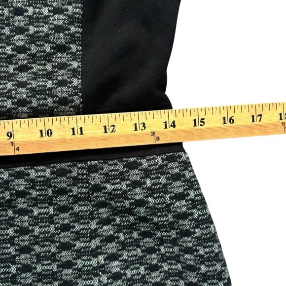 Theory Toli Chevon Dress Sz 4 Black Wool Office Career‎ Casual - Picture 6 of 9